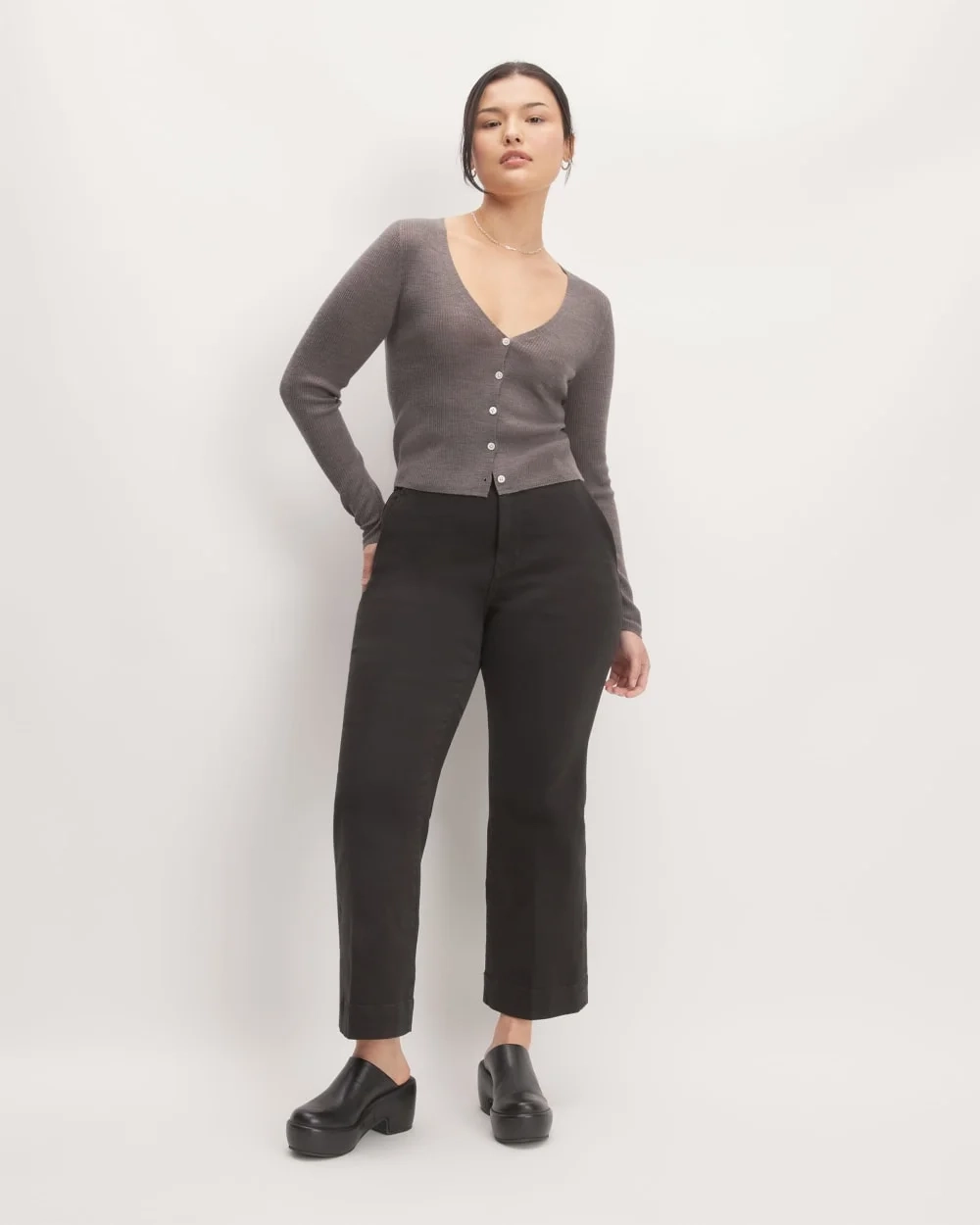 The Cardigan in Ultrasoft Merino | Heather Cocoa (4)