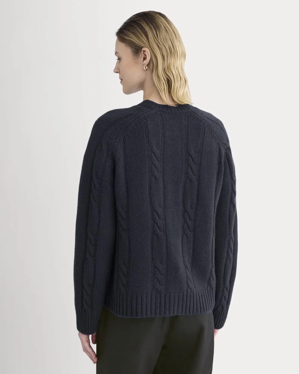 Cable Cardigan in Extrafine Luxe Merino | Navy (4)