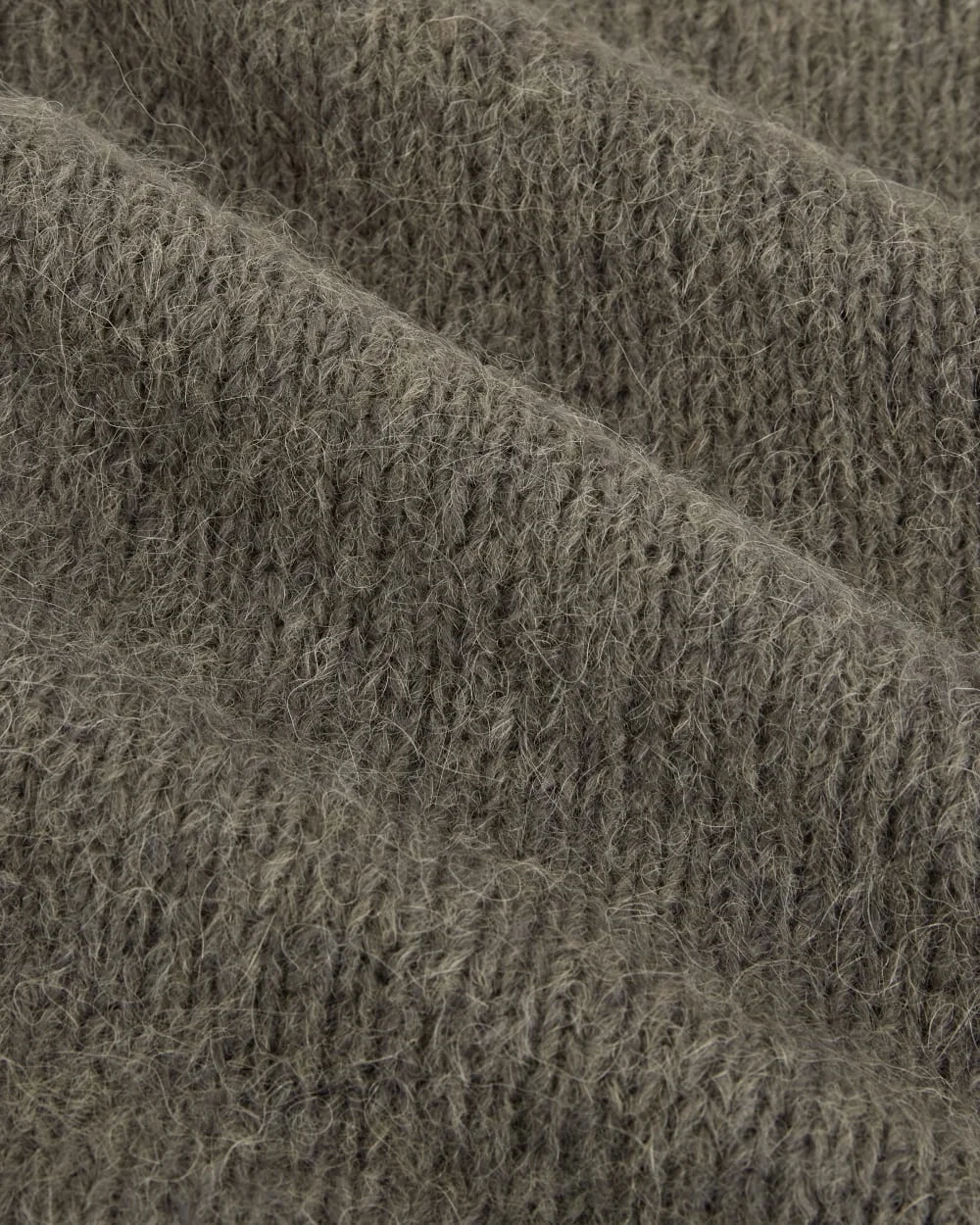 Plush Alpaca Scarf | Mid Grey Heather/ Bone (3)