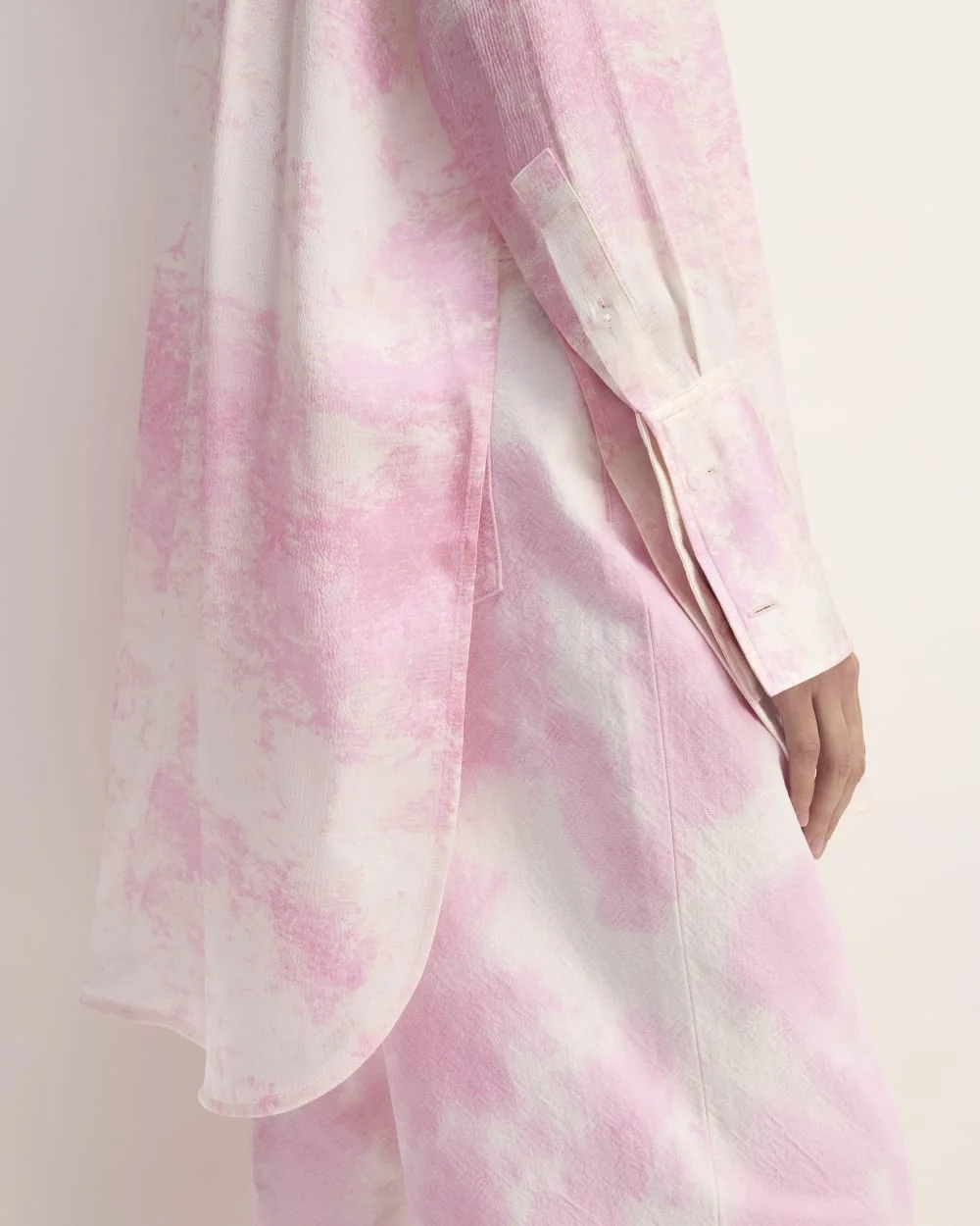 The Everlane x Marques' Almeida Satin Tie-Dye Shirt | Pink Tie-Dye (6)