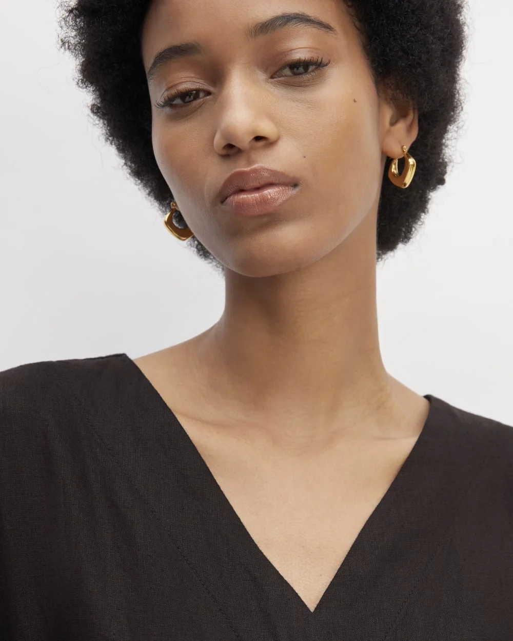 The Wrap Jumpsuit in Linen | Black (4)