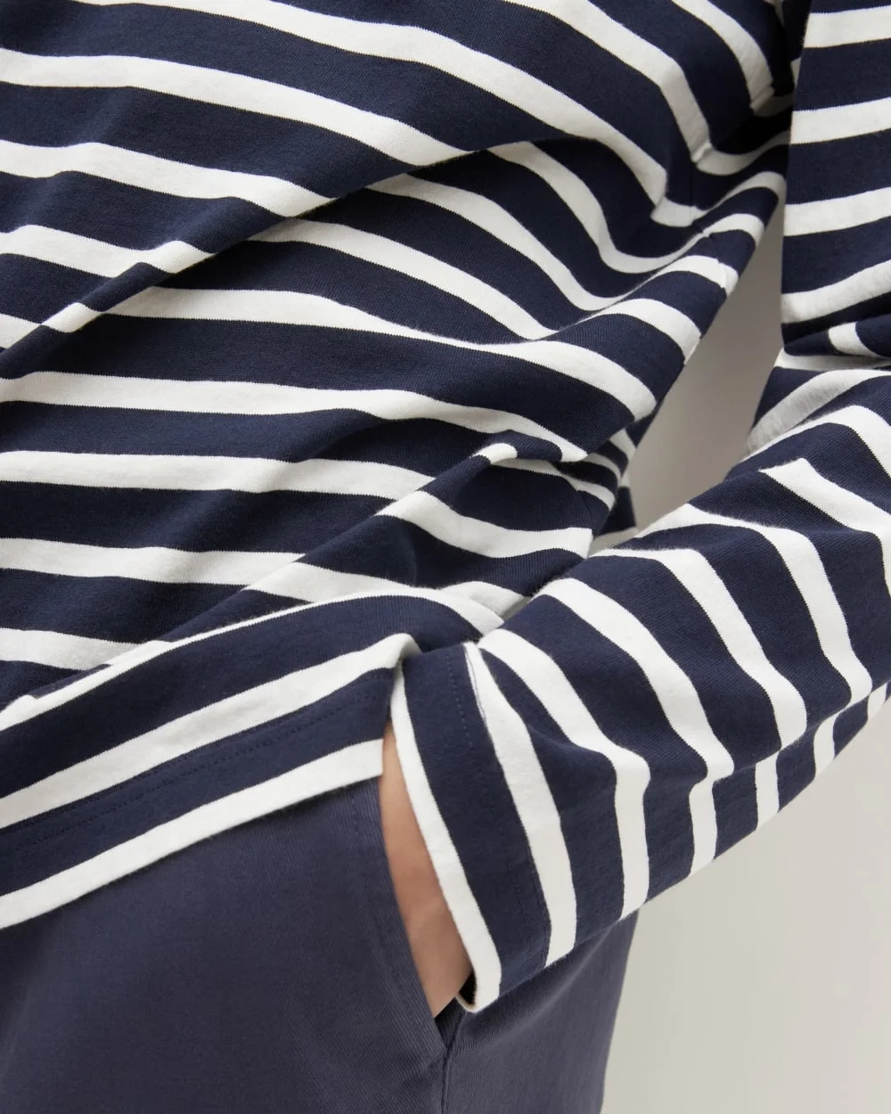 The Premium-Weight Long-Sleeve Mariner Tee |  Navy / Bone (2)