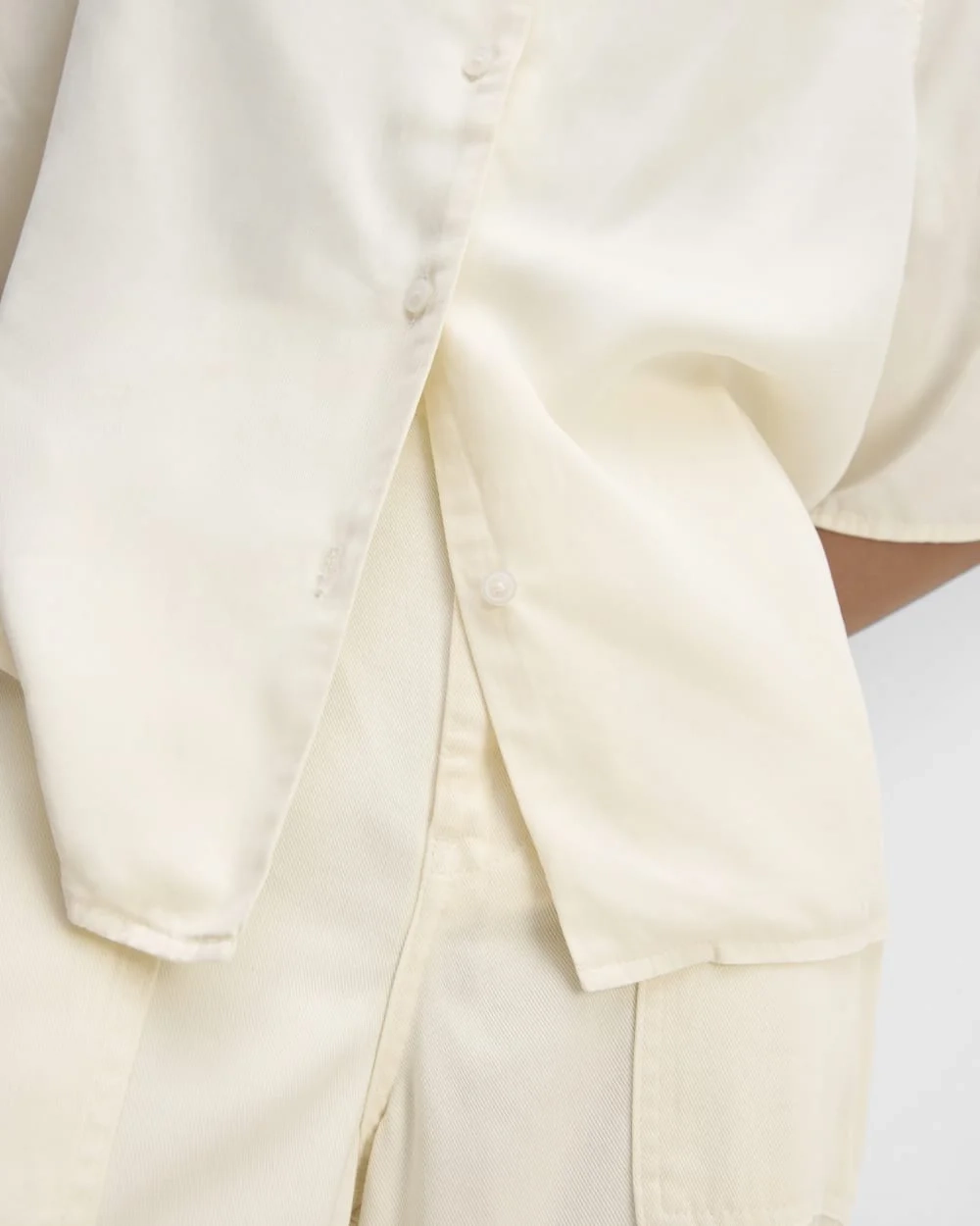 The Short-Sleeve Shirt in Butterlite | Bone (4)
