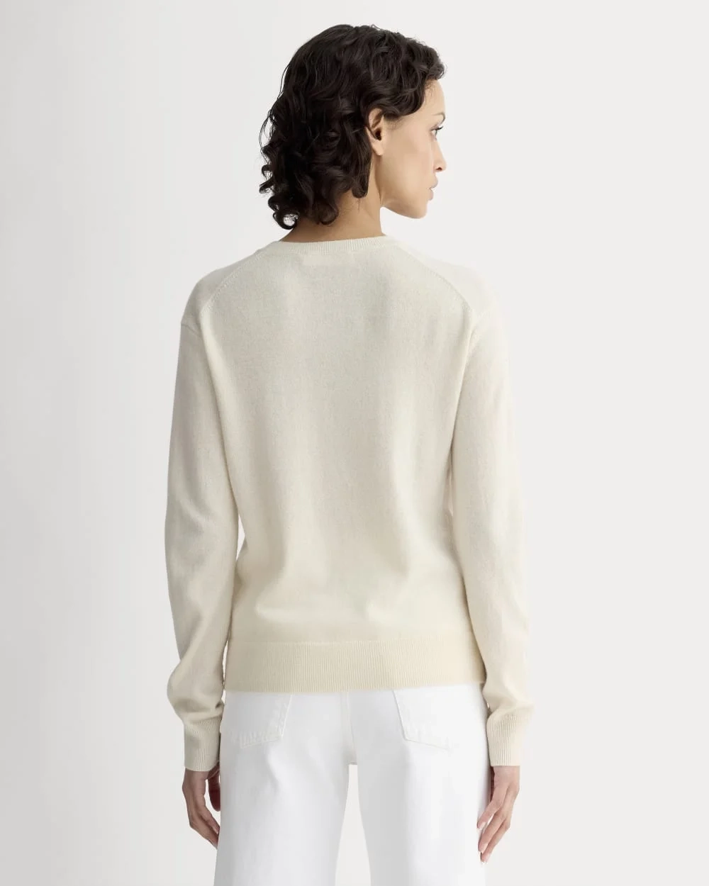 The Classic Crew in Cashmere | Bone (5)