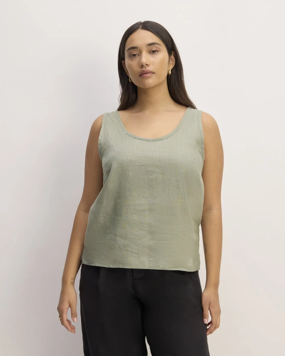 The Scoop Tank in Linen | Sage Green (4)