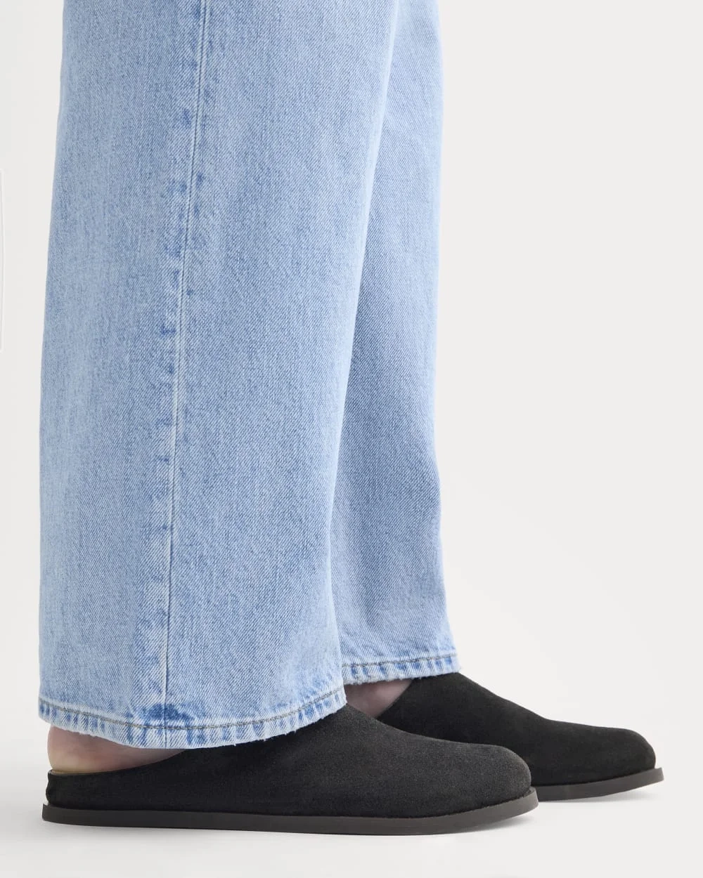 Suede Clog | Black Suede (6)