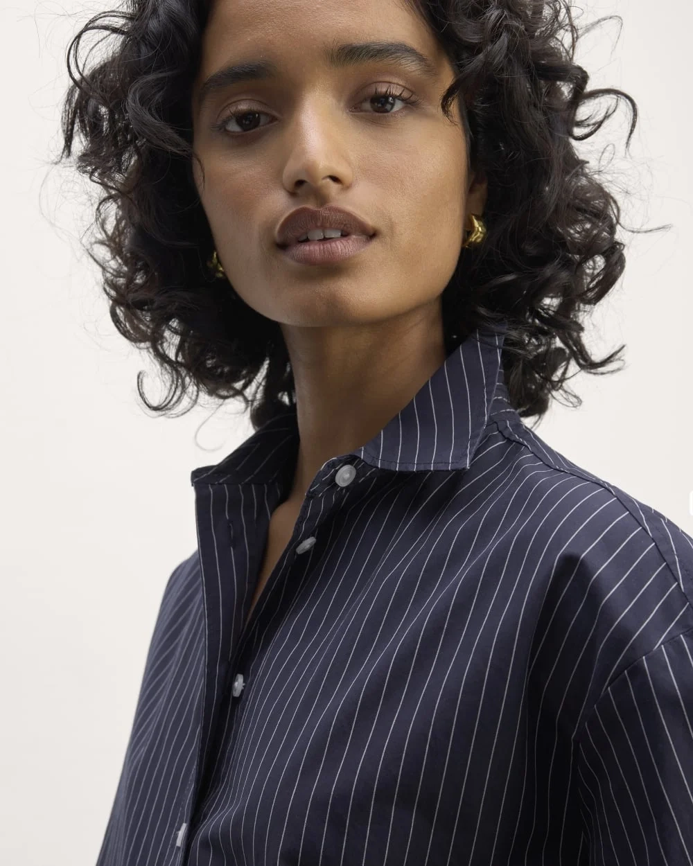 The Supima® Cotton Boyfriend Shirt | Navy / White (6)