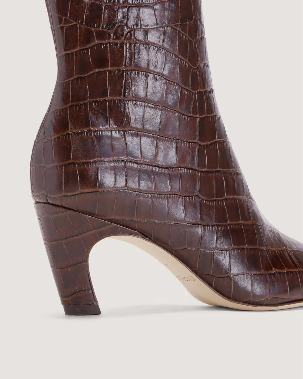 The Short Banana Boot | Brown Crocodile (6)