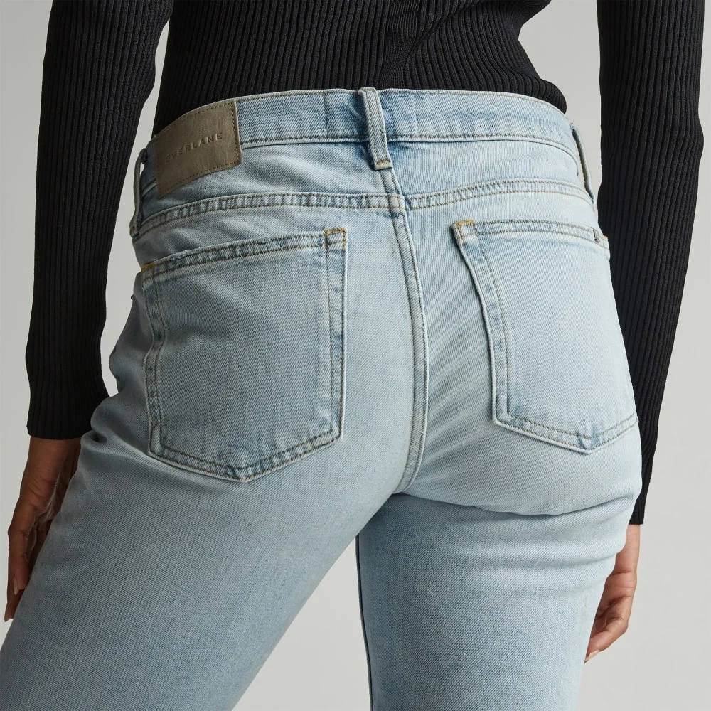 The Low-Rise Shortie Jean | Fog (4)