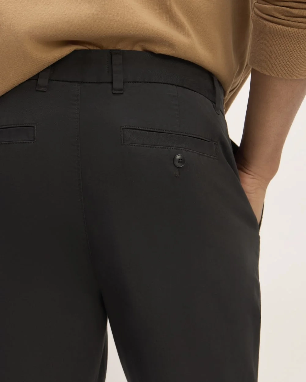 The Pleated Air Chino | Black (4)