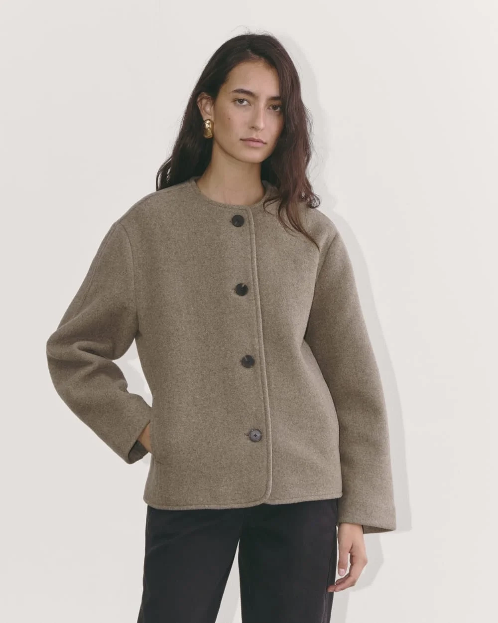 The Cocoon Coat in Wool | Taupe (2)