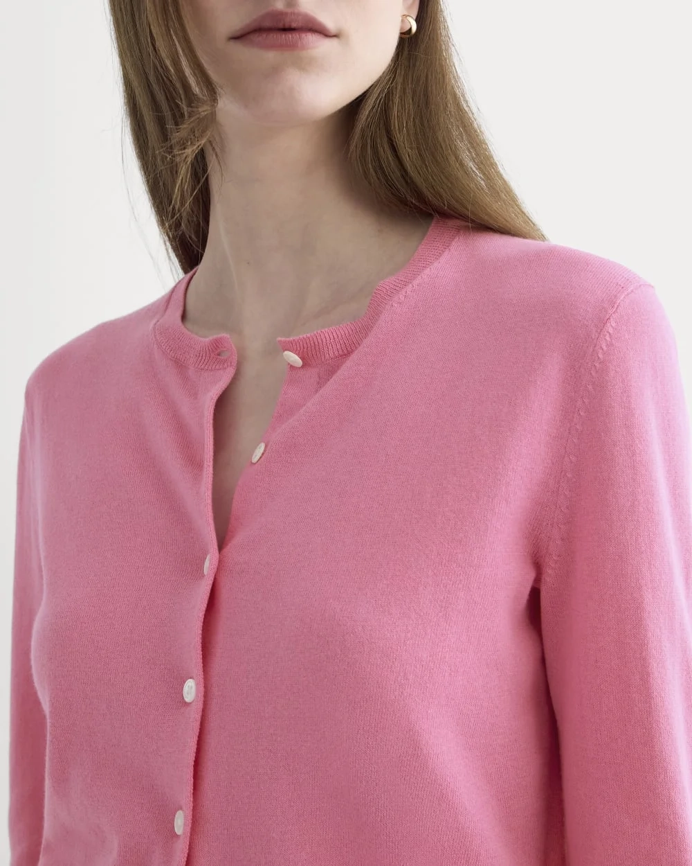 The Cropped Cardigan in Cotton Cashmere | Deep Pink (4)