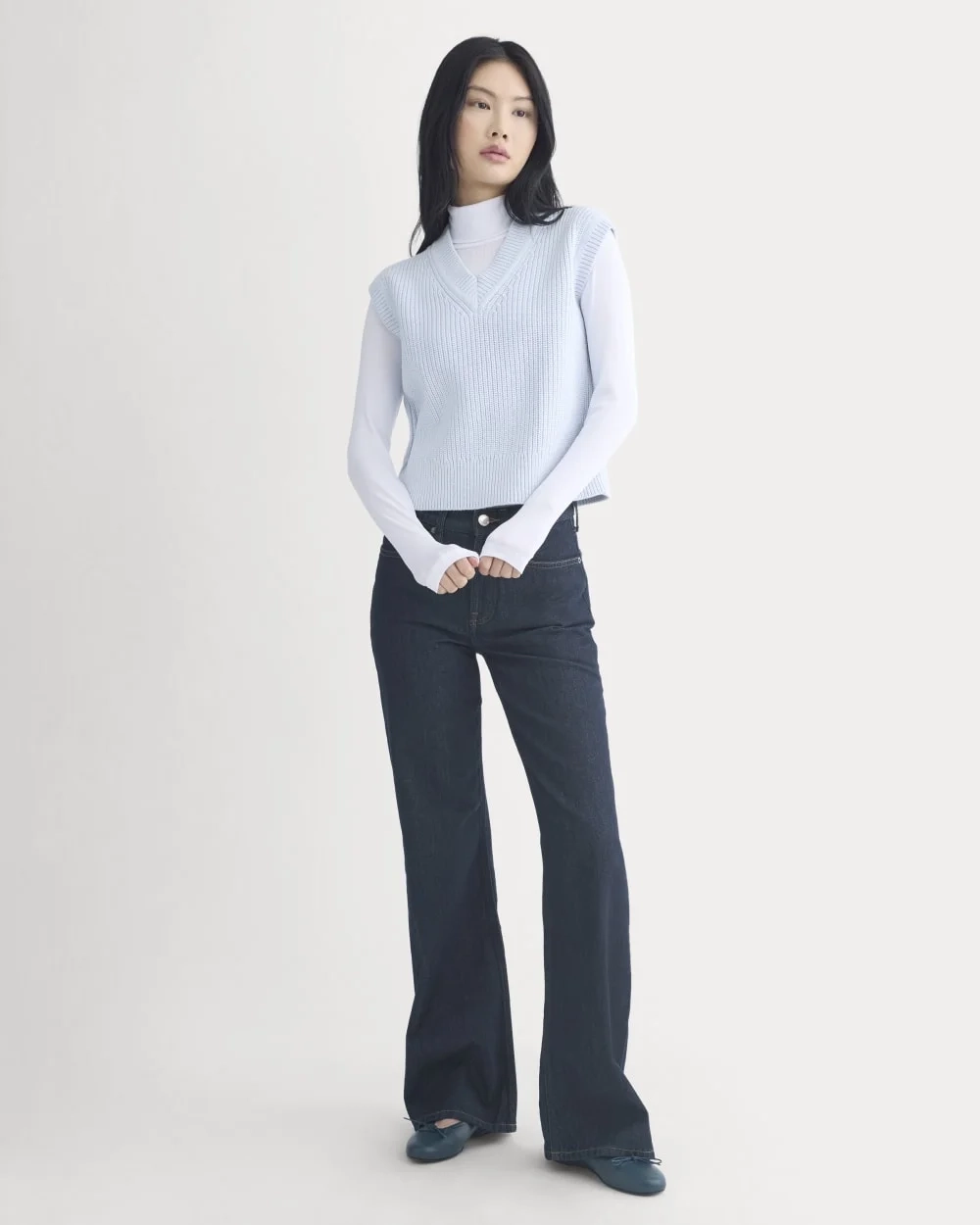 Ribbed V-Neck Vest in Everyday Cotton | Skywriting (2)