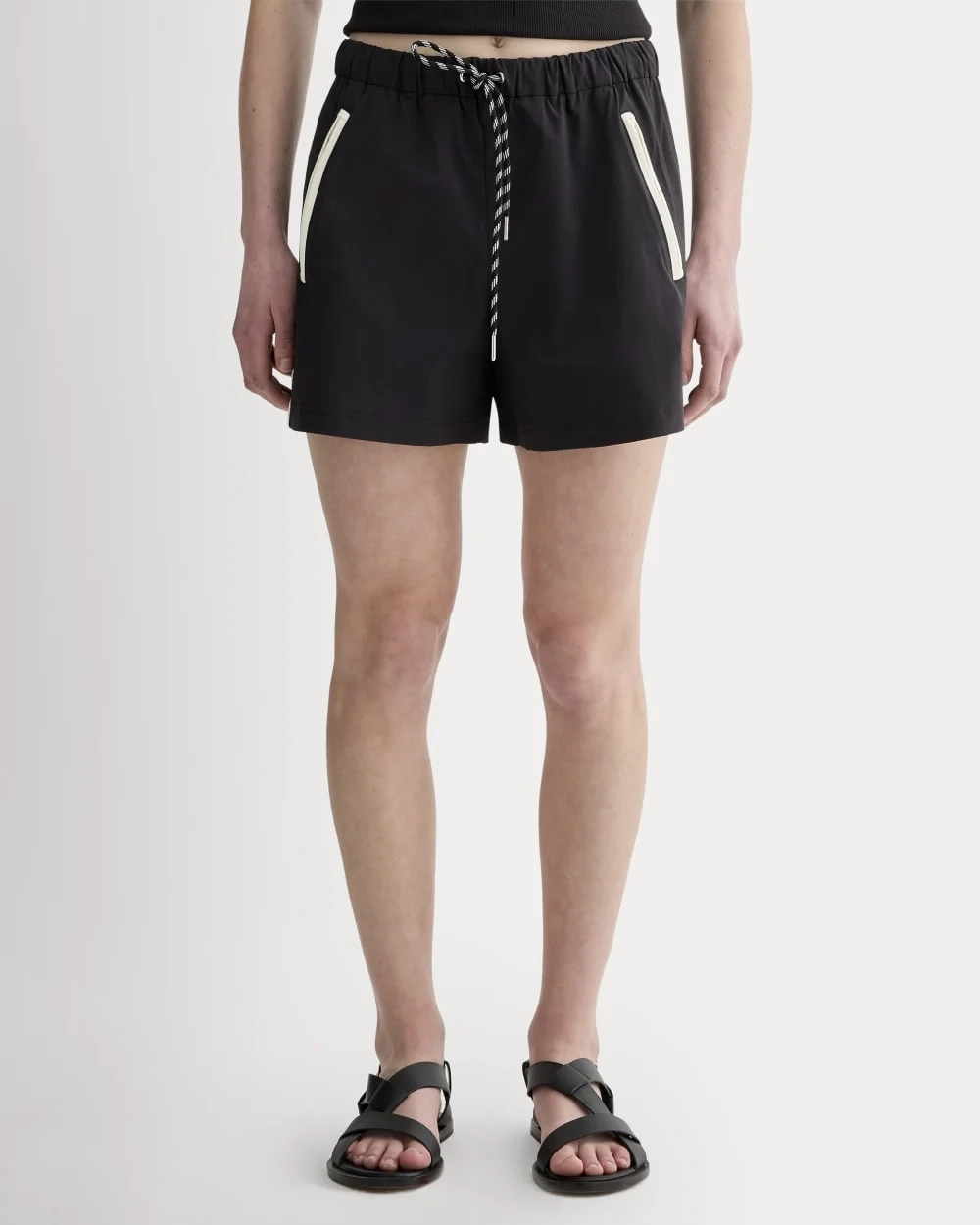 The Anywhere Barrel Short | Black (6)