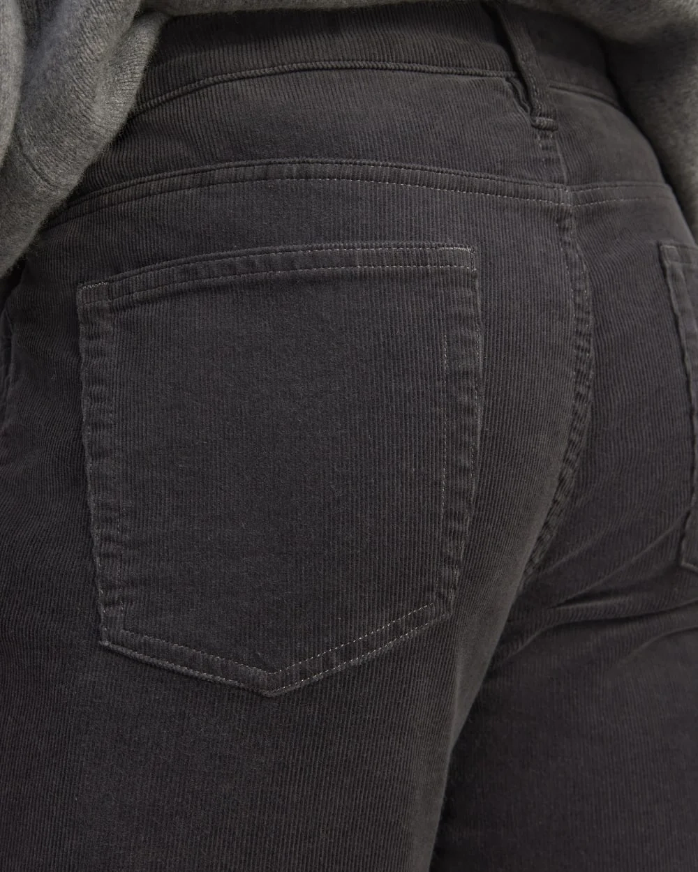 The 5-Pocket Pant in Corduroy | Graphite (3)