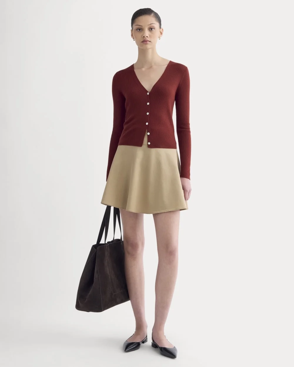 The Cardigan in Ultrasoft Merino | Merlot (4)
