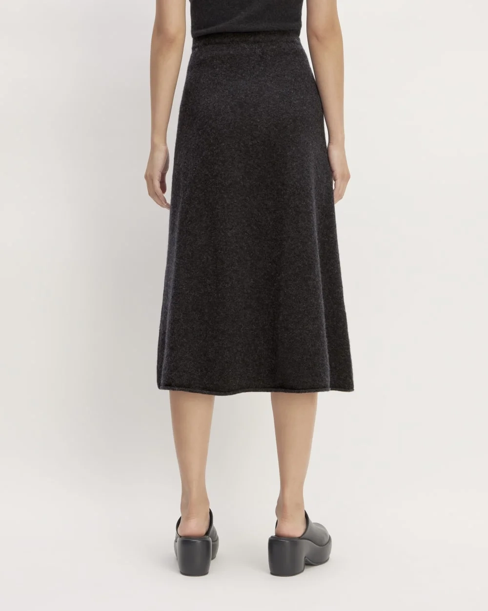 The Cozy-Stretch Skirt | Charcoal (3)