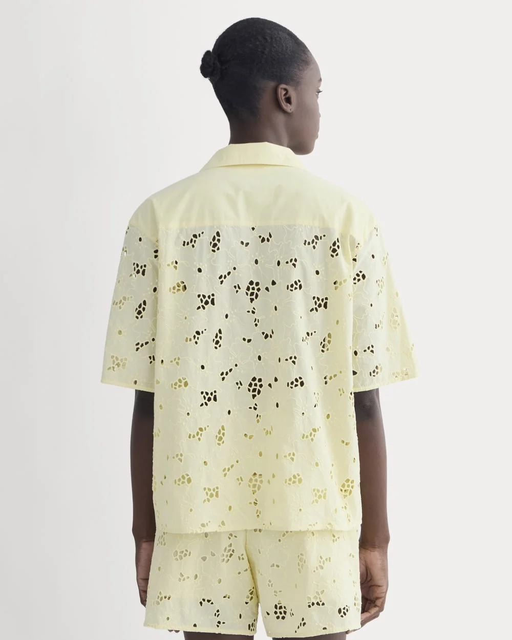 The Eyelet Camp Shirt | Light Yellow (3)