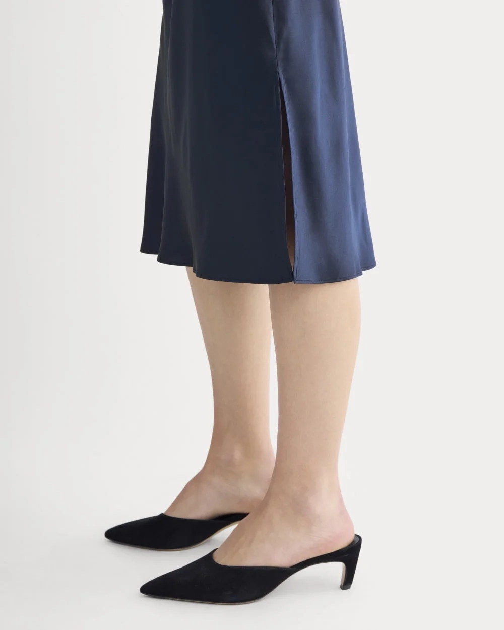 Slip Dress in Silk Charmeuse | Navy (4)