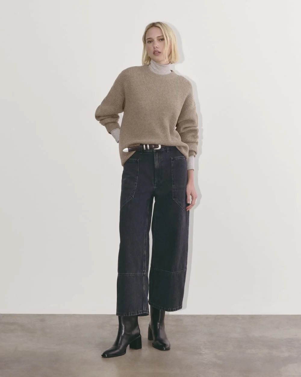 The Cocoon Crew in Wool Cashmere | Oatmeal (4)
