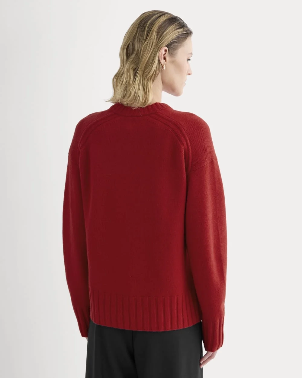 V-Neck Sweater in Extrafine Luxe Merino | Berry Red (6)