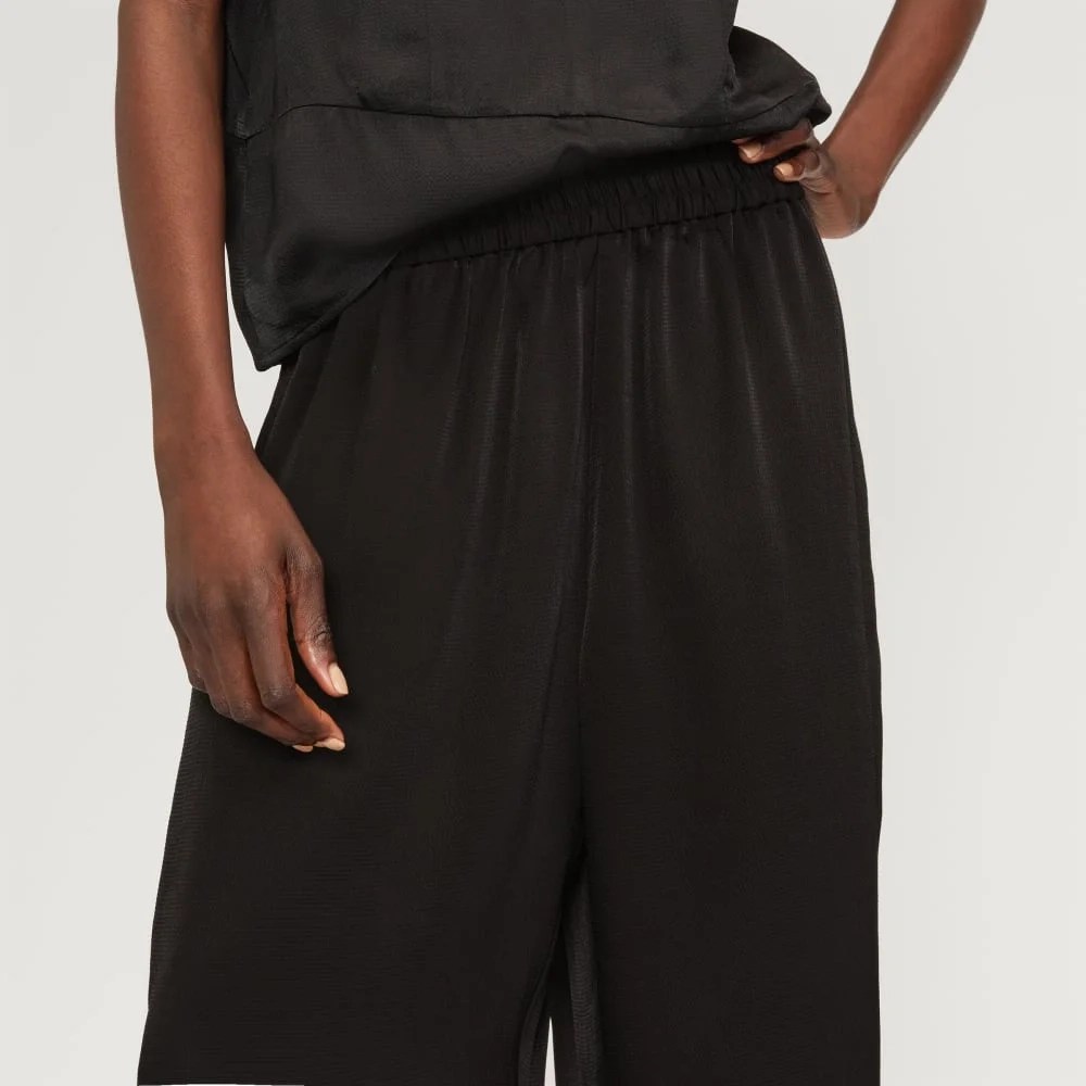 The Satin Pull-On Pant | Black (4)