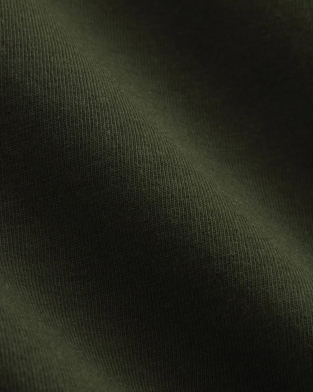 The Box-Cut Tee in Essential Cotton | Dark Green | Pocket (5)