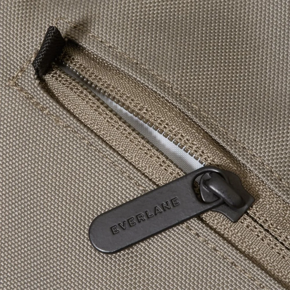 The ReNew Transit Weekender | Warm Charcoal (4)