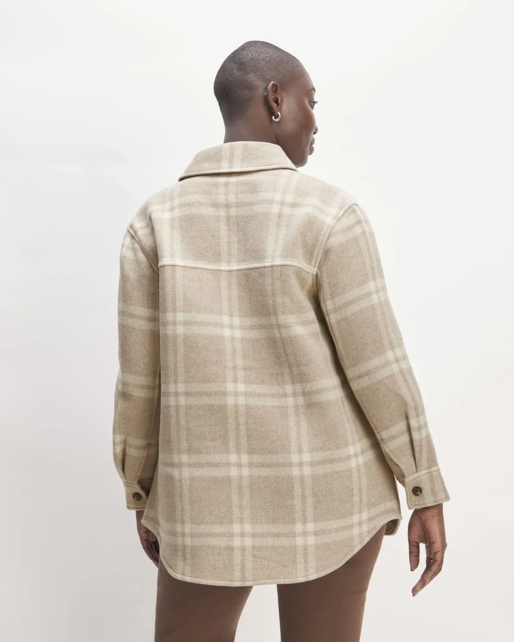 The Italian ReWool® Oversized Shirt Jacket | Taupe / Cream (3)