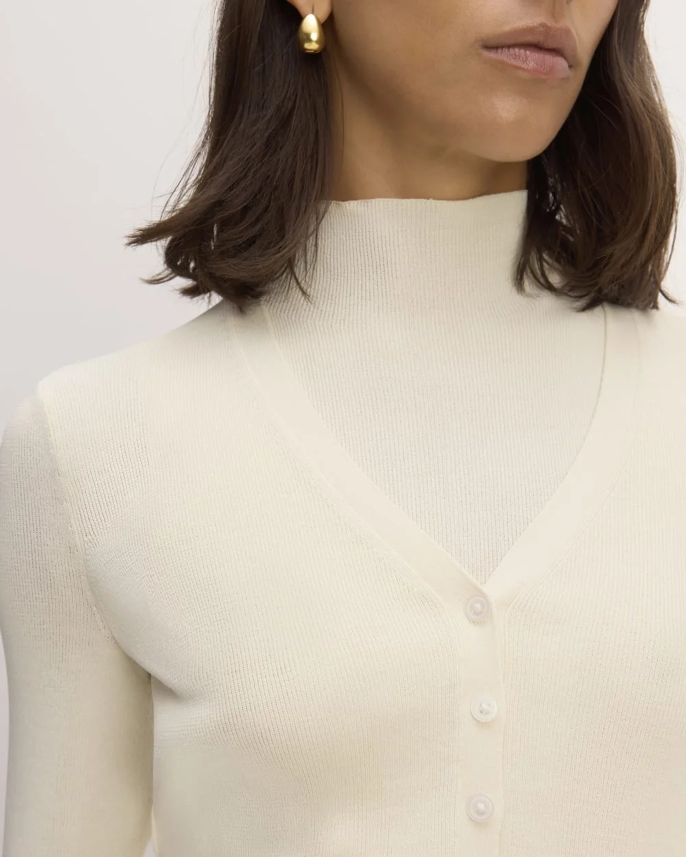 The Viscose Knit Cardigan | Beige (3)