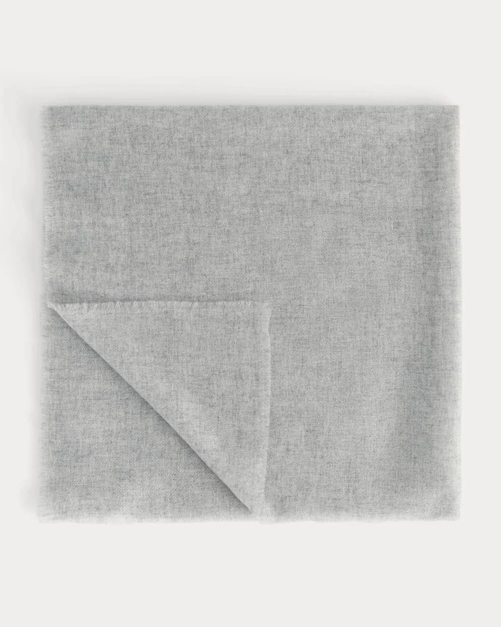 The Cashmere Feather Scarf | Heathered Grey (3)