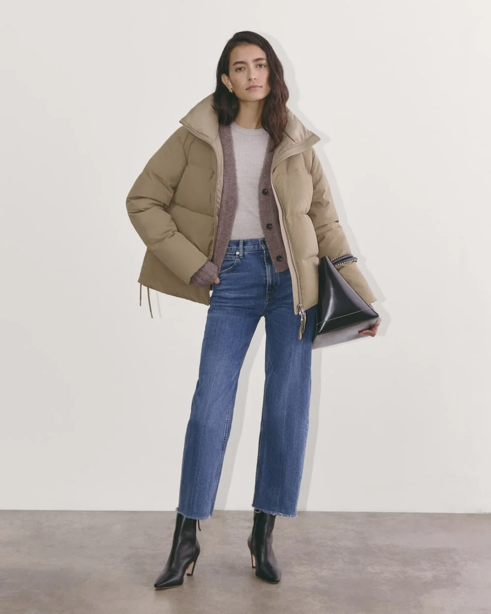 The Puffer Bomber | Taupe Grey (5)