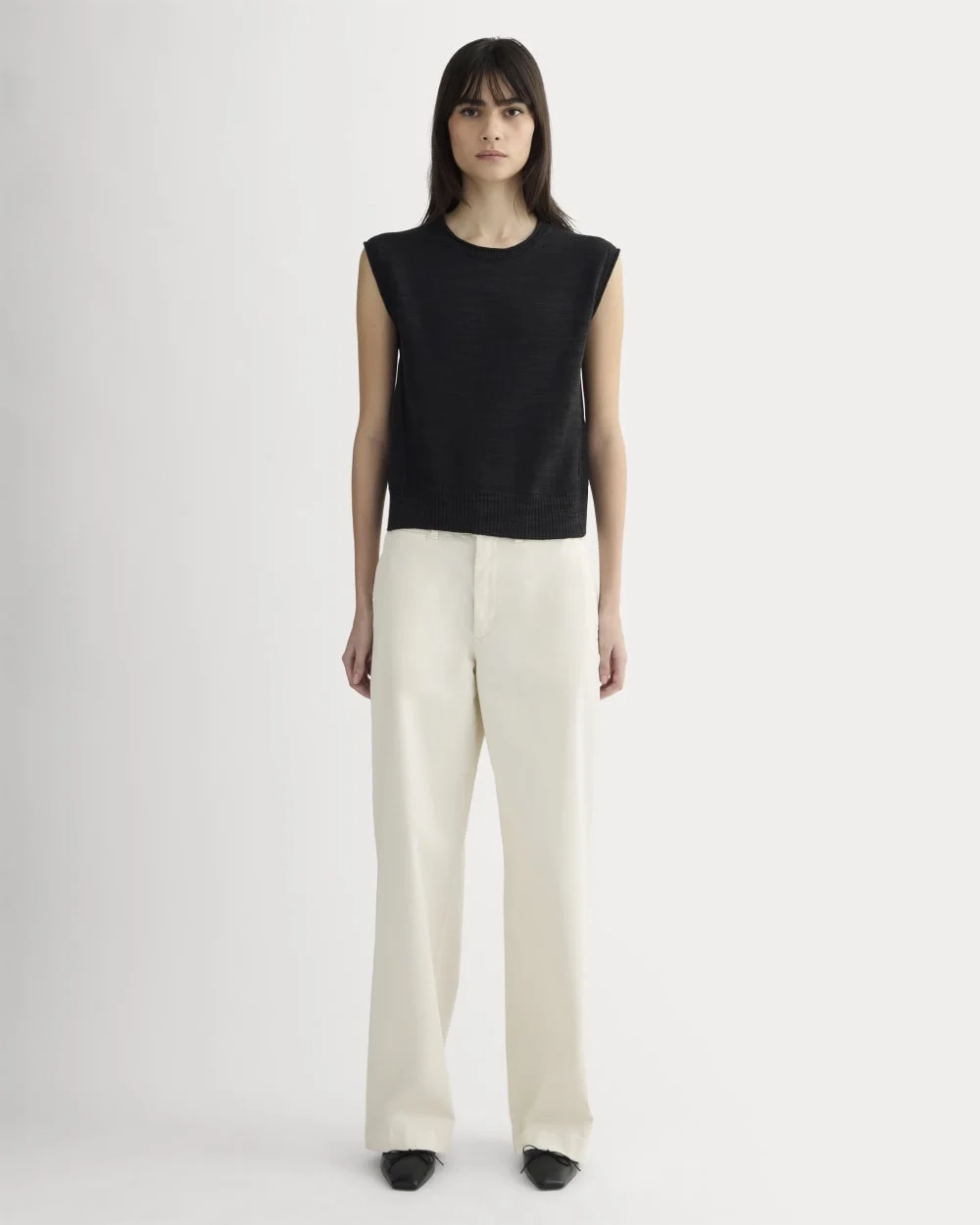 The Muscle Sweater in Cotton Linen | Black (3)