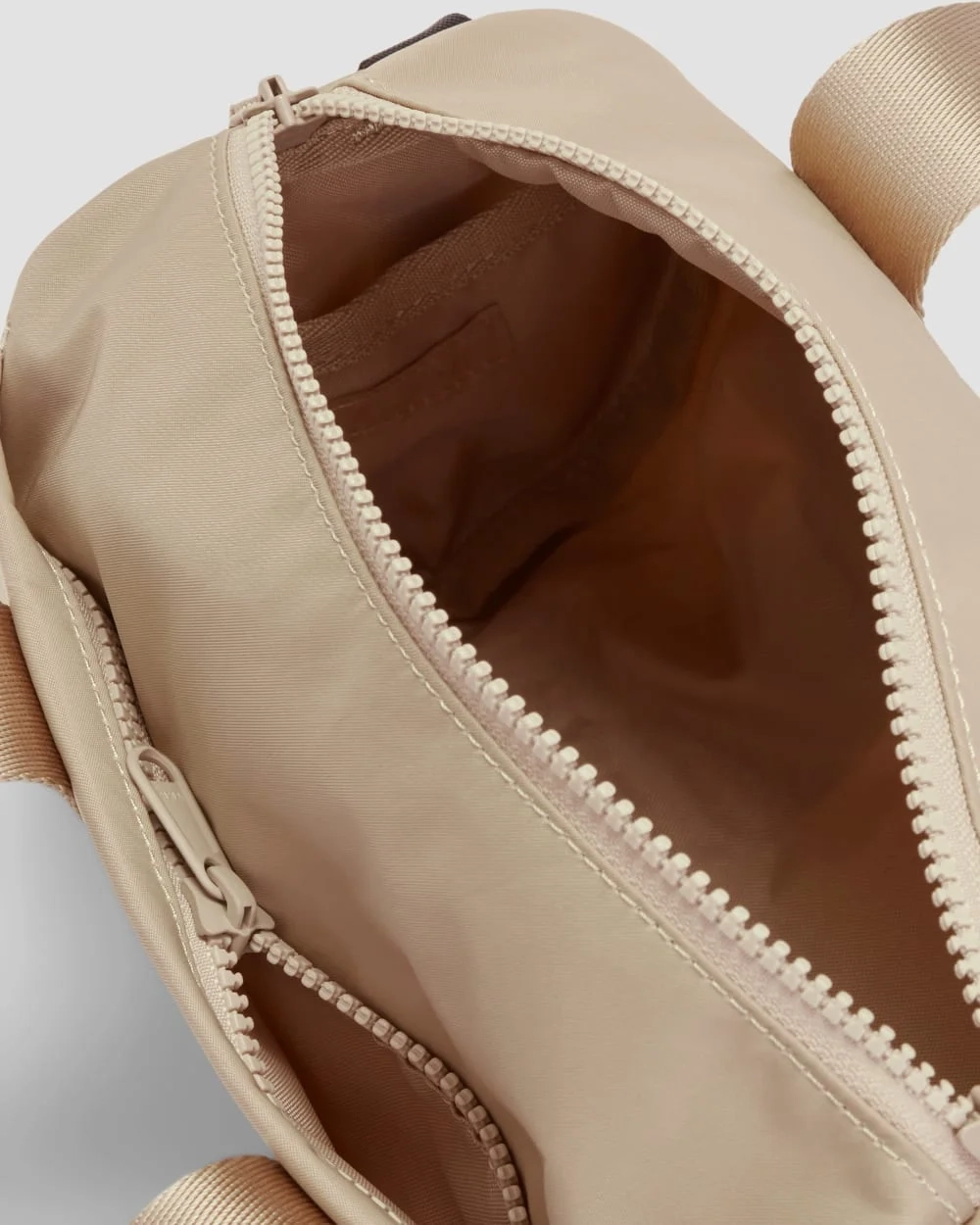 The Recycled Nylon Crossbody | Khaki (4)
