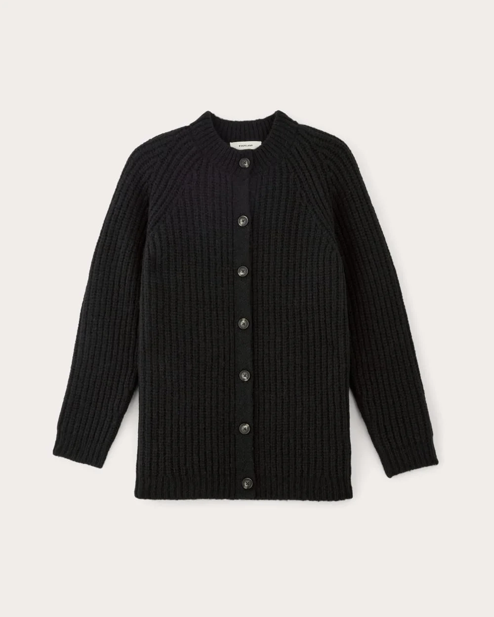The Fisherman Cardigan in Cloud | Black (4)