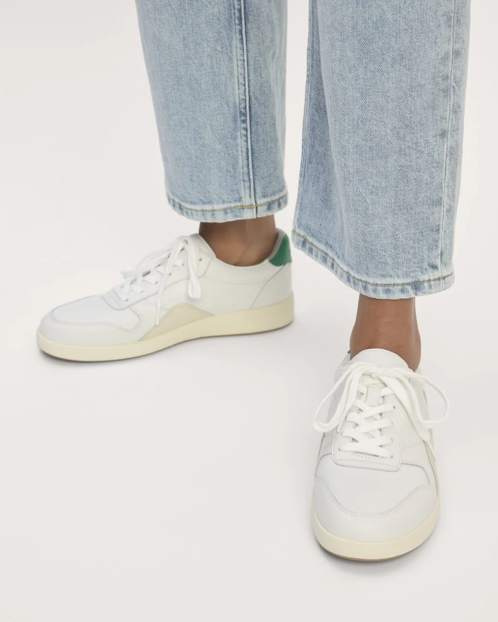 The Court Sneaker | White / Grass Green / Parchment (5)
