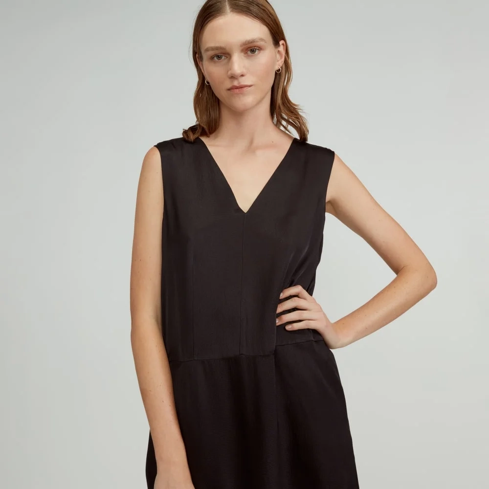 The Satin V-Neck Maxi Dress | Black (5)