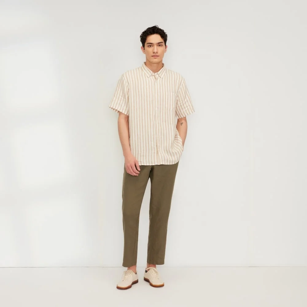The Classic Short-Sleeve Shirt in Linen | Bone / Caramel (3)