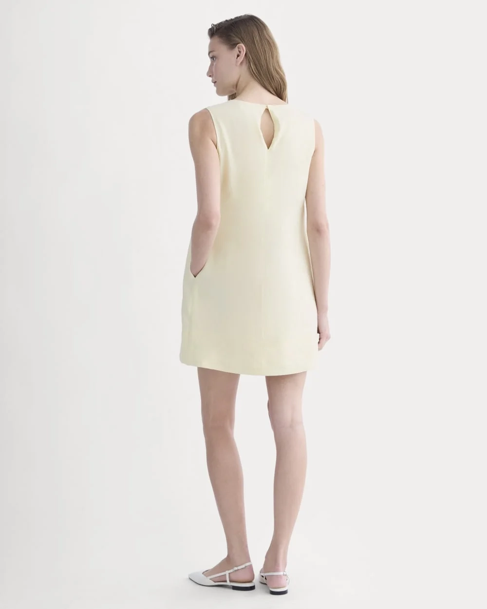 The Shift Dress in Stretch Linen | Light Yellow (4)