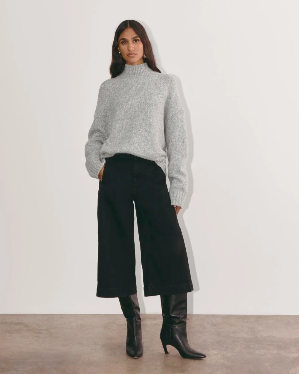 The Cloud Oversized Turtleneck | Heather Grey (5)