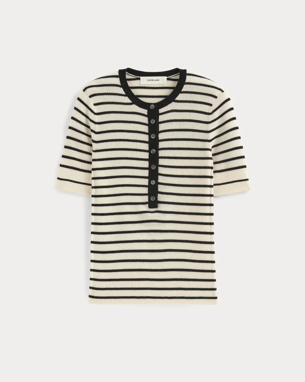 The Short-Sleeve Henley in Ultrasoft Merino | Parchment / Black (3)