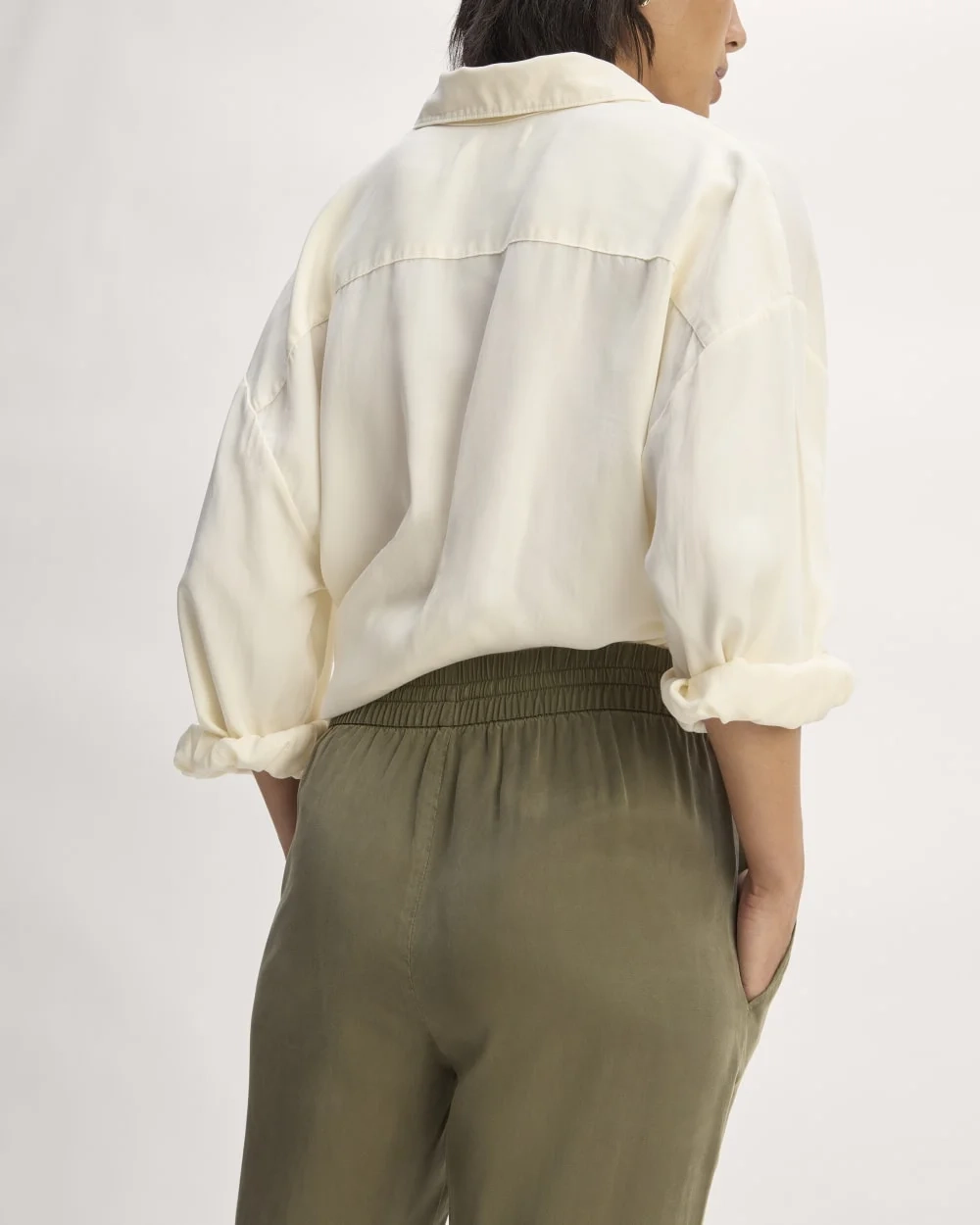 The Tapered Pant in Butterlite | Kalamata (4)
