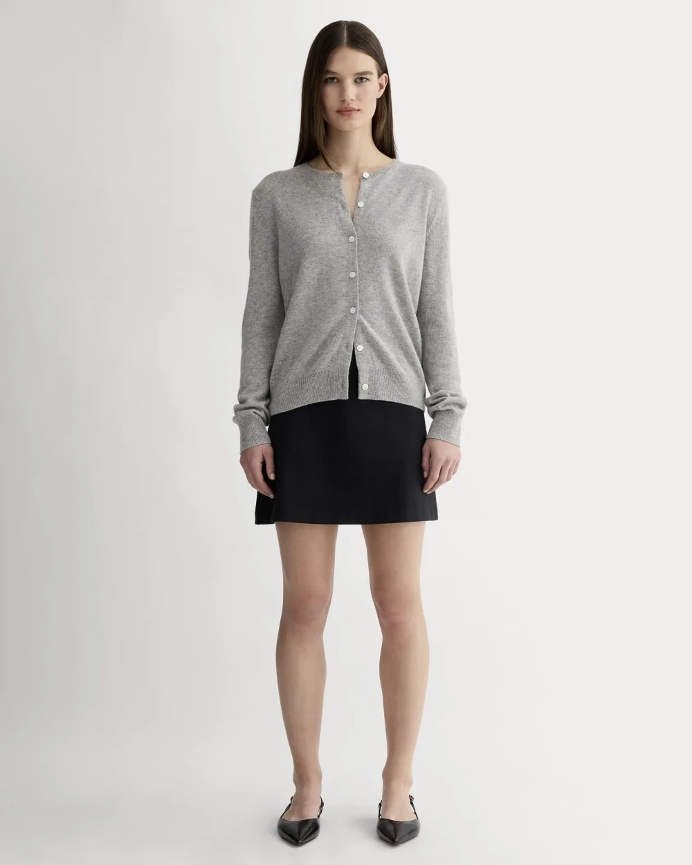 The Classic Cardigan in Cashmere | Light Heather Grey (2)