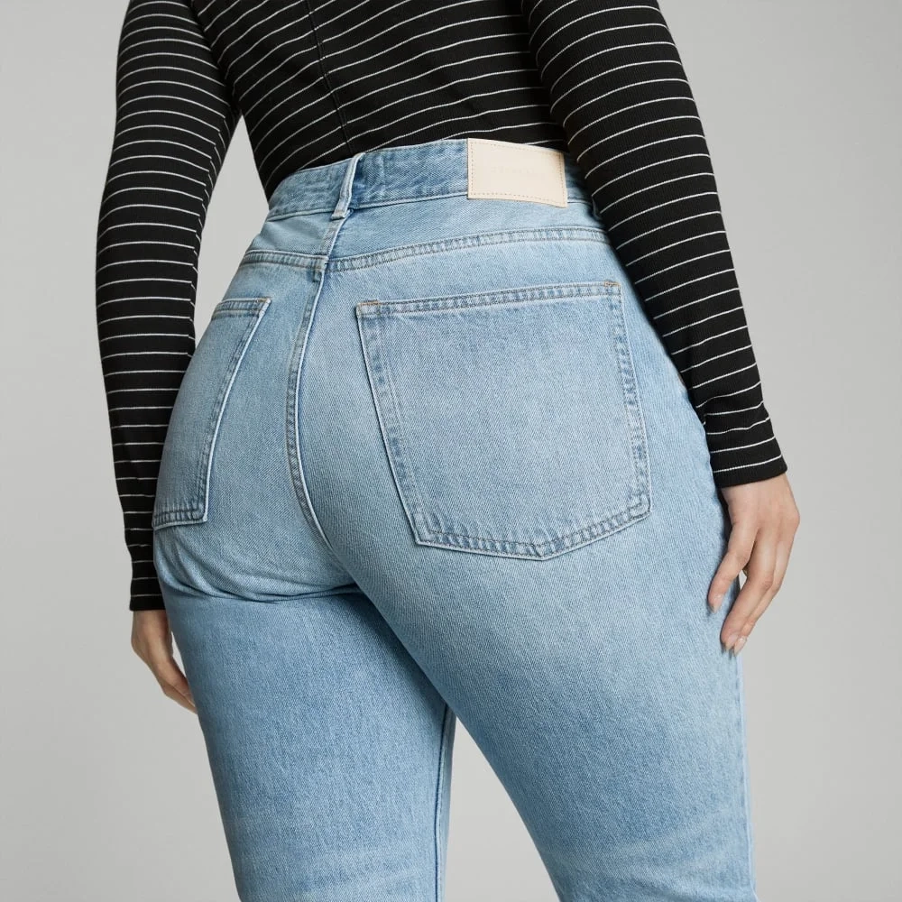 The '90s Cheeky Hourglass Jean | Vintage Sunbleached Blue | 26.5" Inseam (3)