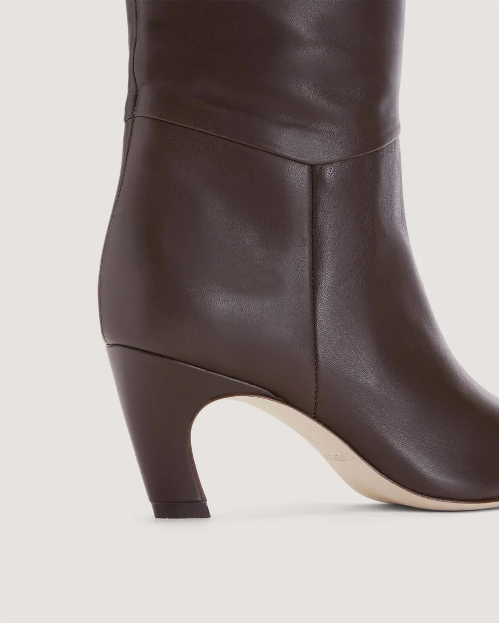 The Banana Boot | Dark Brown (5)