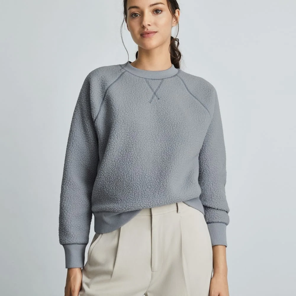 The ReNew Fleece Raglan Sweatshirt | Smoke (2)