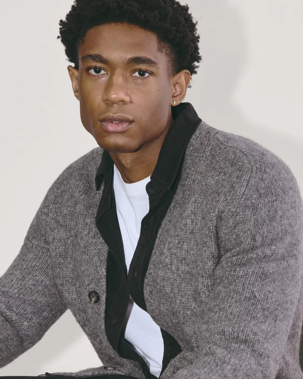 The Cloud Relaxed Cardigan | Heather Charcoal (4)