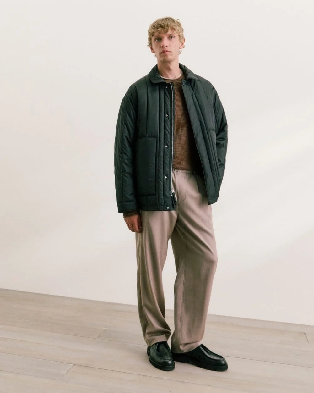 Pleated Trouser in Tailor Twill | Light Taupe (6)