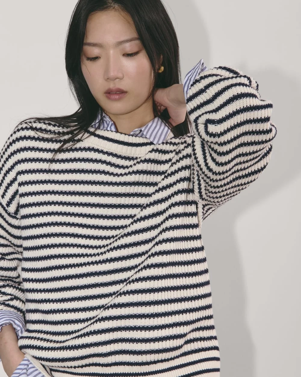 The Cocoon Crew in Everyday Cotton | Canvas / Navy (4)