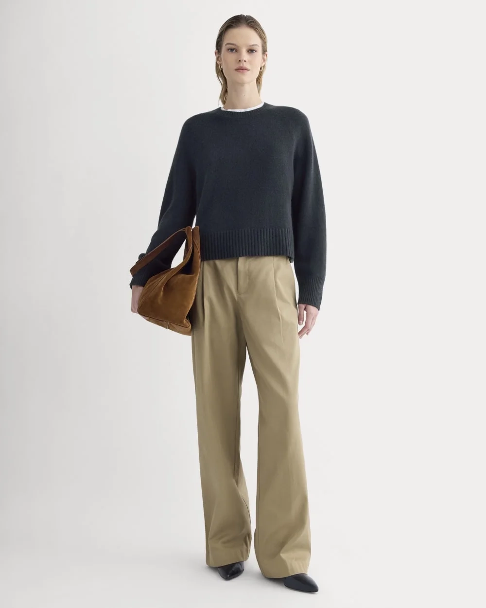 The Boxy Crew in Cashmere | Navy (4)